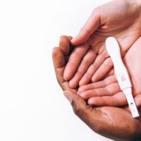 Fertilité : adopter le régime méditerranéen augmente les chances de réussite lors d’une FIV