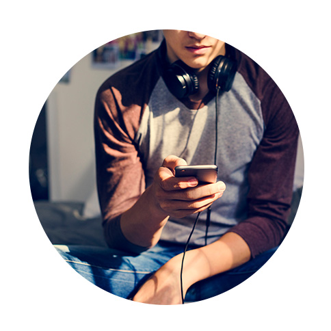 Adolescents - Réseaux sociaux - comportements alimentaires malsains