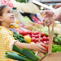 Précarité alimentaire : le CNA appelle à établir un droit à l’alimentation