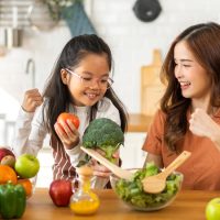 Hypertension artérielle : une alimentation riche en fruits et légumes, facteur clé de prévention