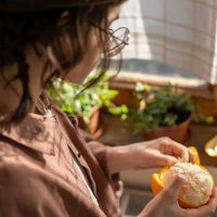 Europe : la consommation de fruits progresse chez les adolescents mais les inégalités sociales s’accentuent 